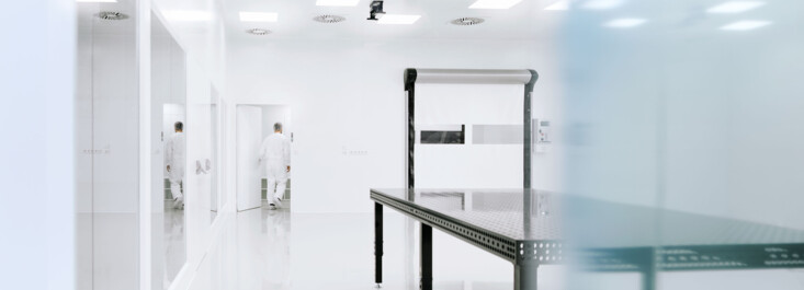 MCRT-Bucher-Reinraum-39754_HighRes